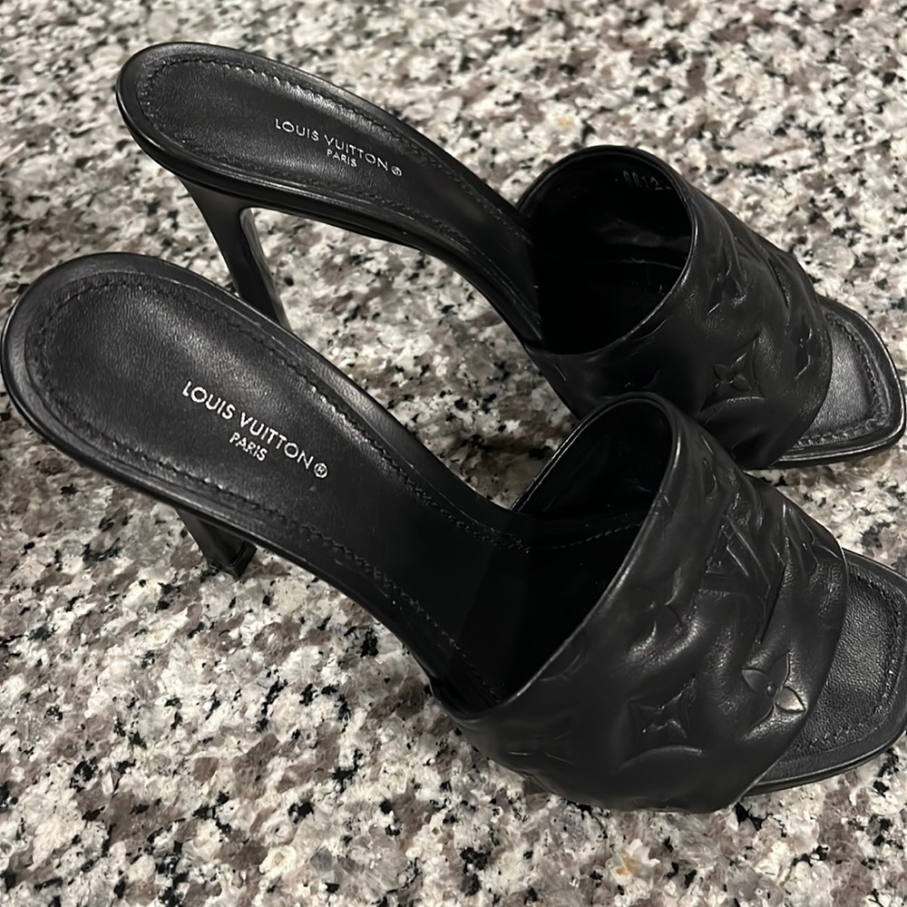 AUTHENTIC LV REVIVAL MULE-